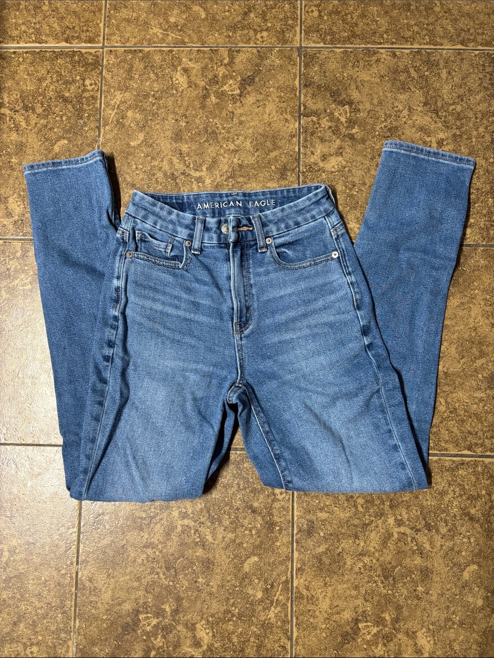 American Eagle Outfitters High-Rise Skinny Jeans - Medium Blue size 00